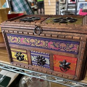 Pier 1 Wooden Apothecary Tea Spice Box Tramp Art Style Boho Ethnic EUC